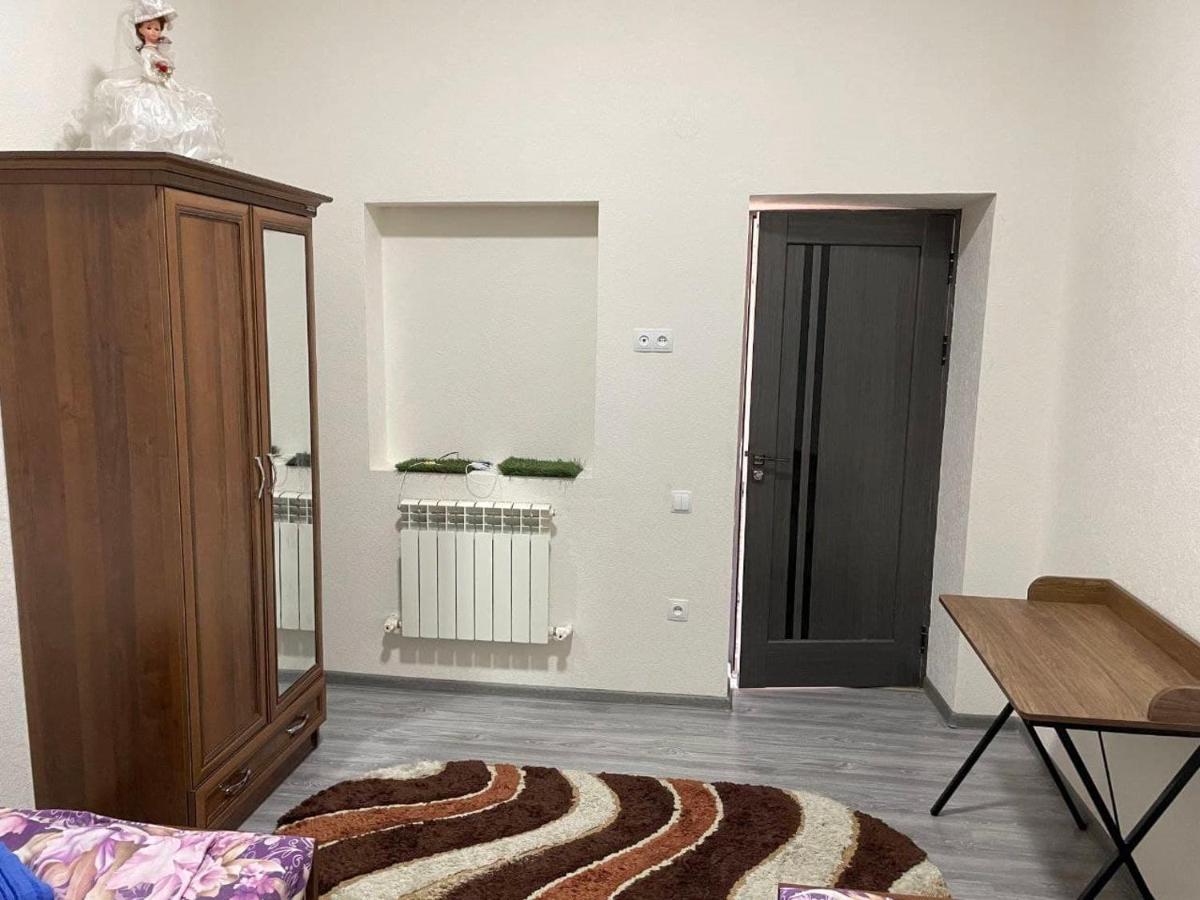 Chinara Guest House Airport Tashkent Ngoại thất bức ảnh